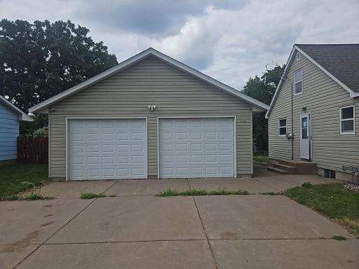 1131 80th Avenue NE, Minneapolis, MN 55432