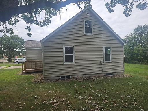 1131 80th Avenue NE, Minneapolis, MN 55432