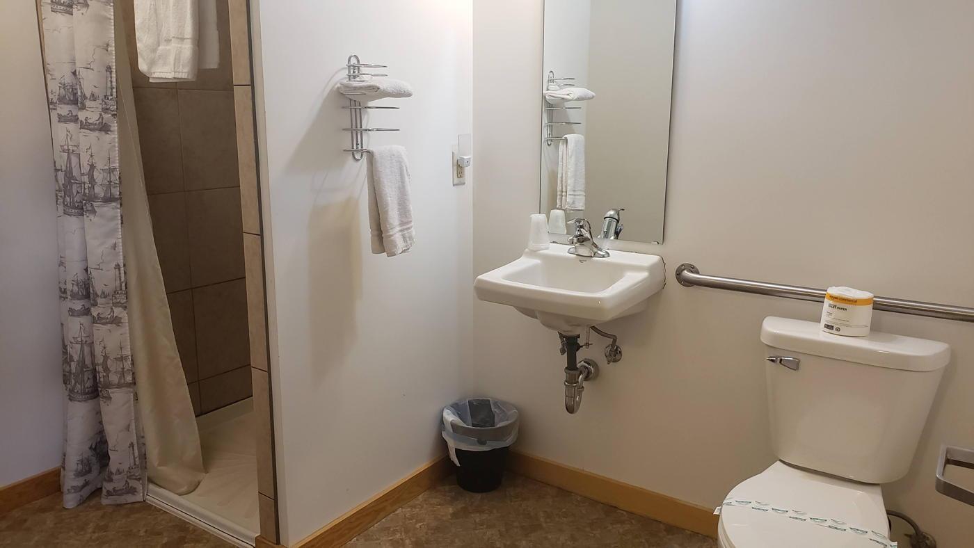 30_Bath.jpg