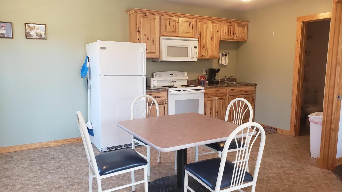 28_Kitchen-Dining.jpg