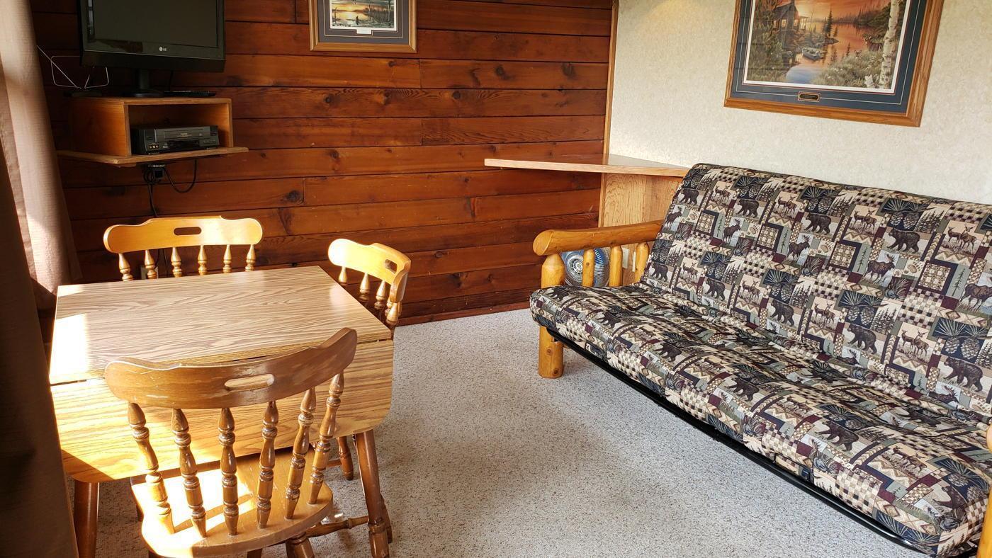 32_Living_Room.jpg