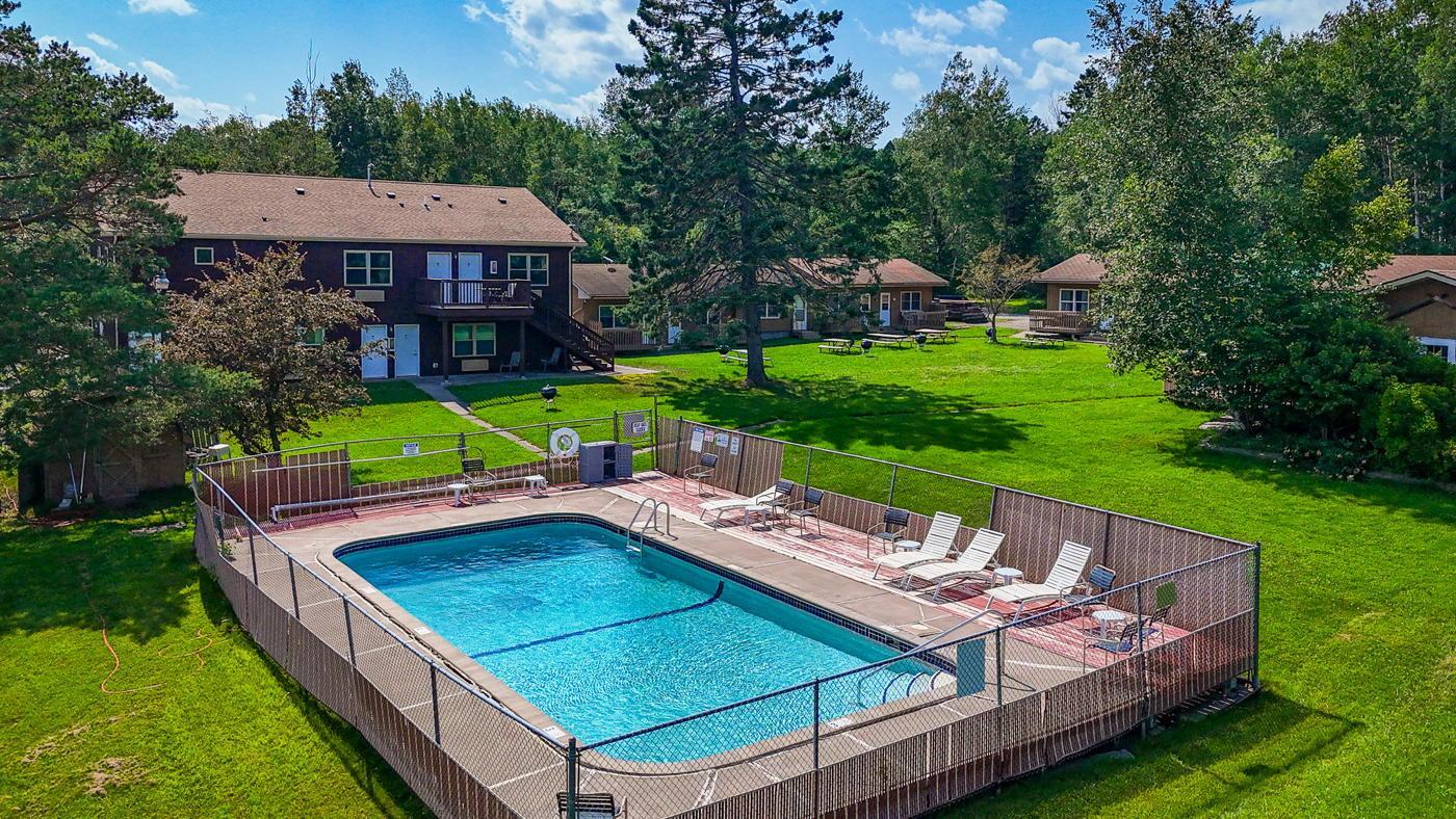 14_DM_DuluthResort-26.jpg
