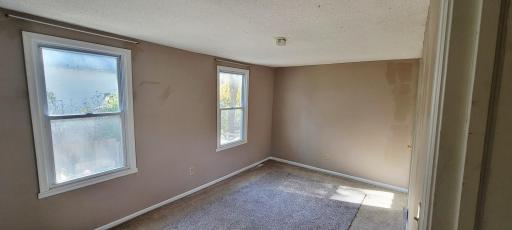 1418 Central Avenue N, Faribault, MN 55021