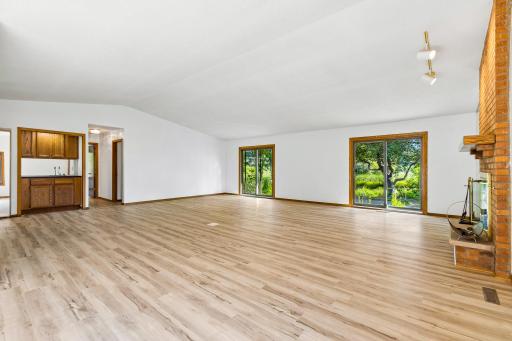 340 Inland Lane N, Plymouth, MN 55447