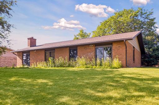 340 Inland Lane N, Plymouth, MN 55447