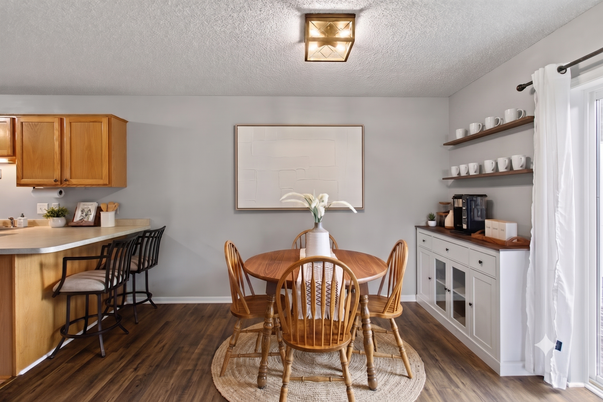 Main level: dining room