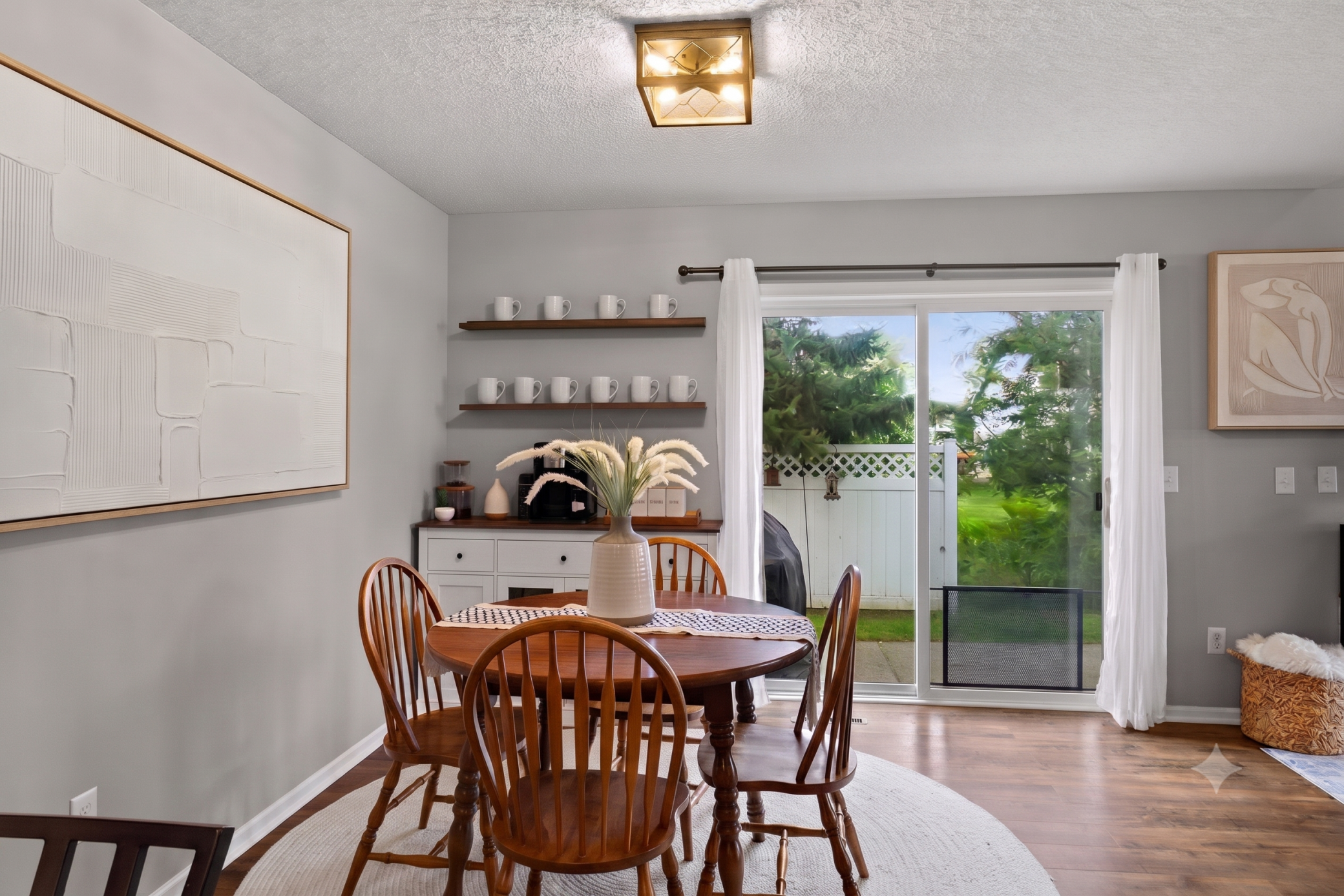 Main level: dining room