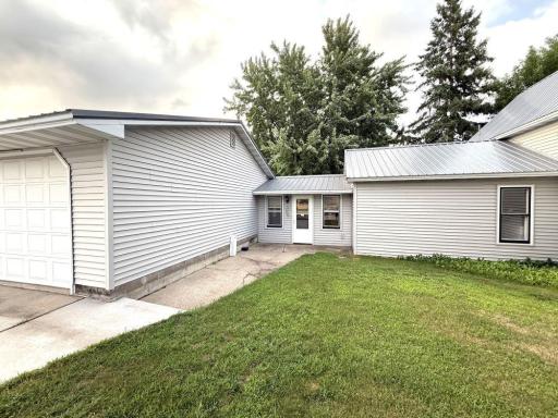 101 E Birch Avenue, Frazee, MN 56544