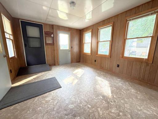 101 E Birch Avenue, Frazee, MN 56544