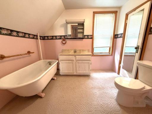 101 E Birch Avenue, Frazee, MN 56544