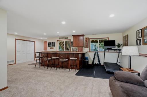 2000 119th Avenue NE, Minneapolis, MN 55449