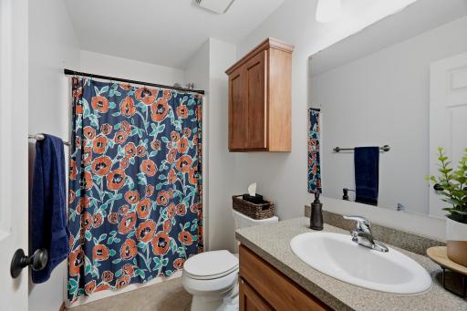 2000 119th Avenue NE, Minneapolis, MN 55449