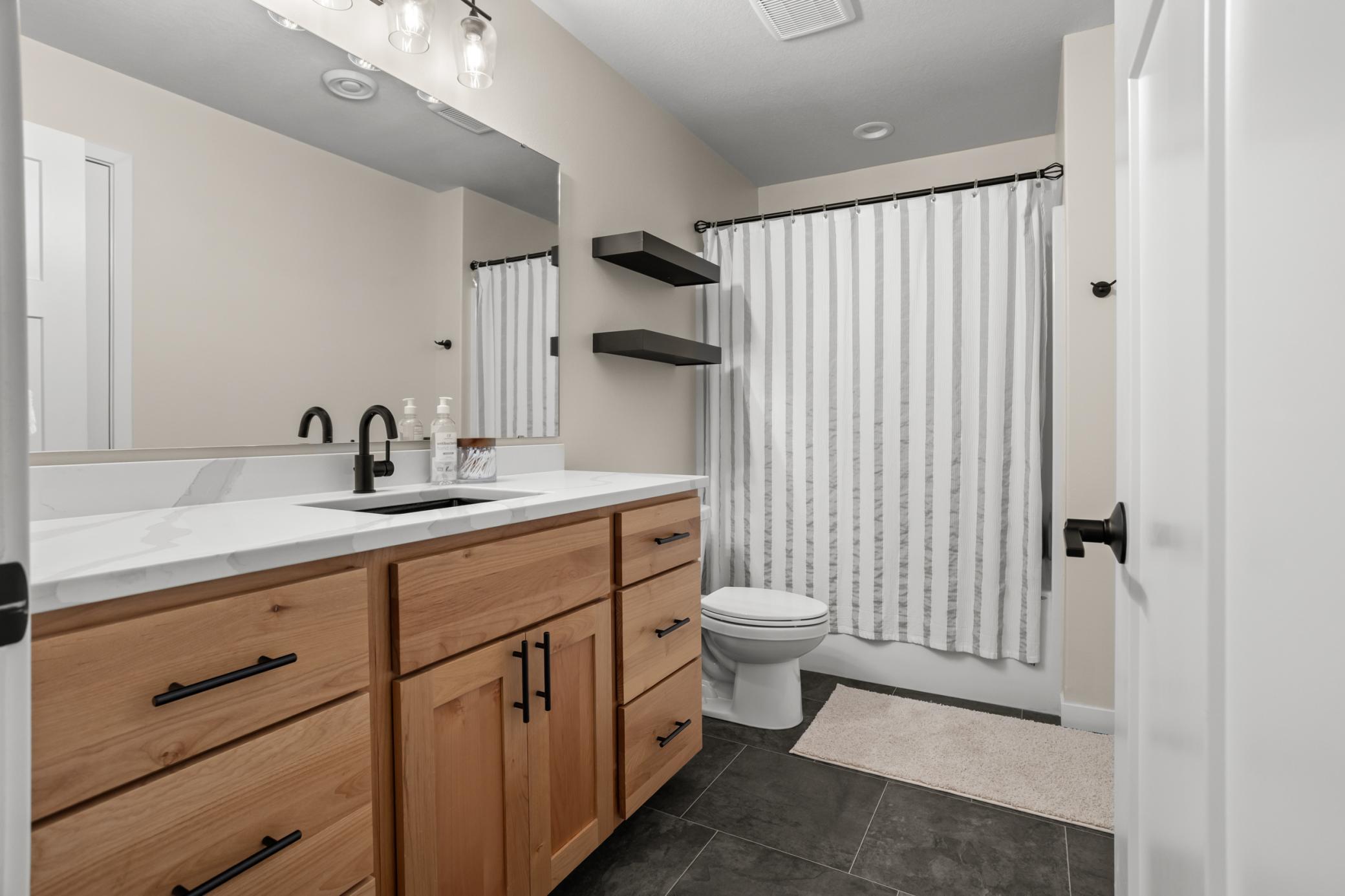 Bathroom 4