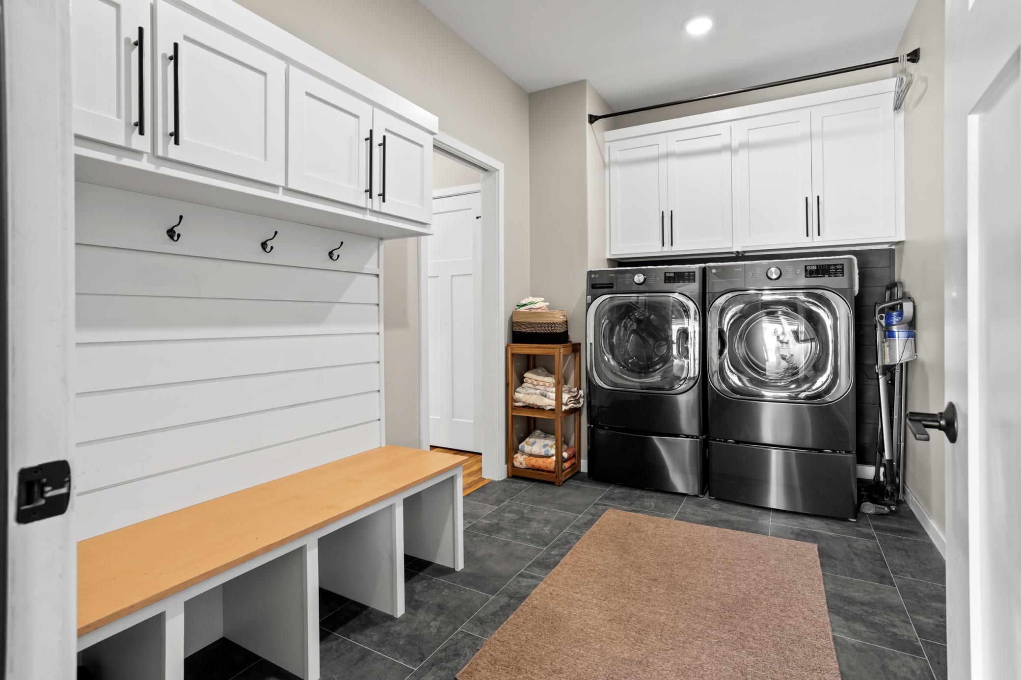 Laundry/drop zone