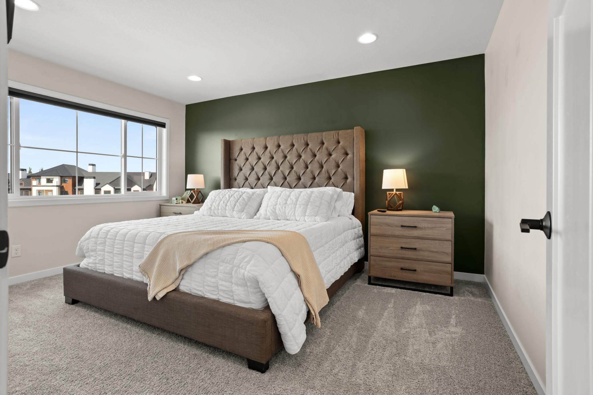 2nd bedroom