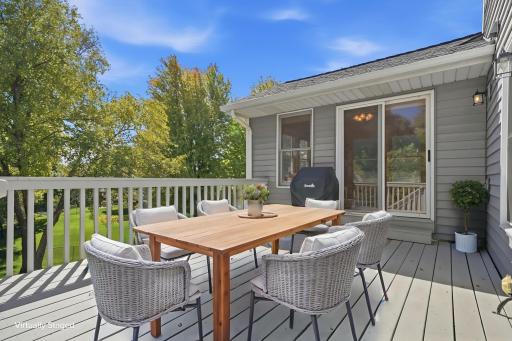 VIRTUALLY STAGED deck.