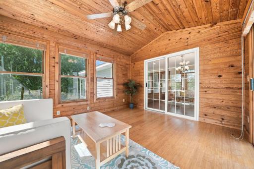 A charming 3-season porch is located off the kitchen/dining space.