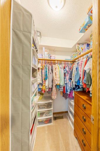 2nd upstairs bedroom walk-in closet (no AI)