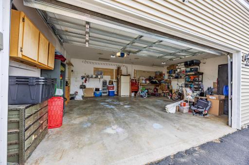 Hey car guys! Massive garage alert!! - keep as 2 car or add a single stall overhead door and make it a 3 car!
