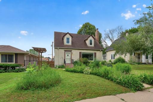760 Nebraska Avenue E, Saint Paul, MN 55106