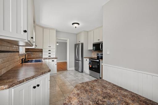 760 Nebraska Avenue E, Saint Paul, MN 55106