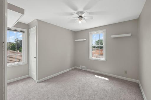 760 Nebraska Avenue E, Saint Paul, MN 55106