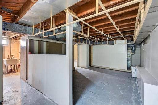 760 Nebraska Avenue E, Saint Paul, MN 55106