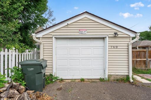 760 Nebraska Avenue E, Saint Paul, MN 55106