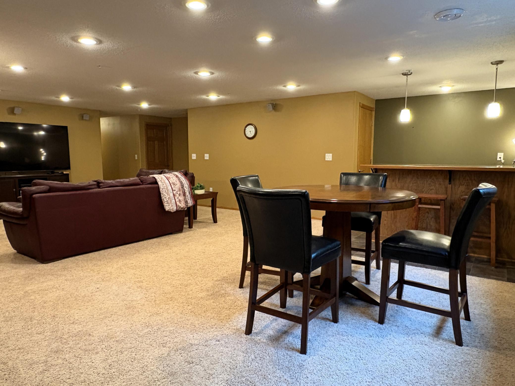 Huge Family Room.JPG