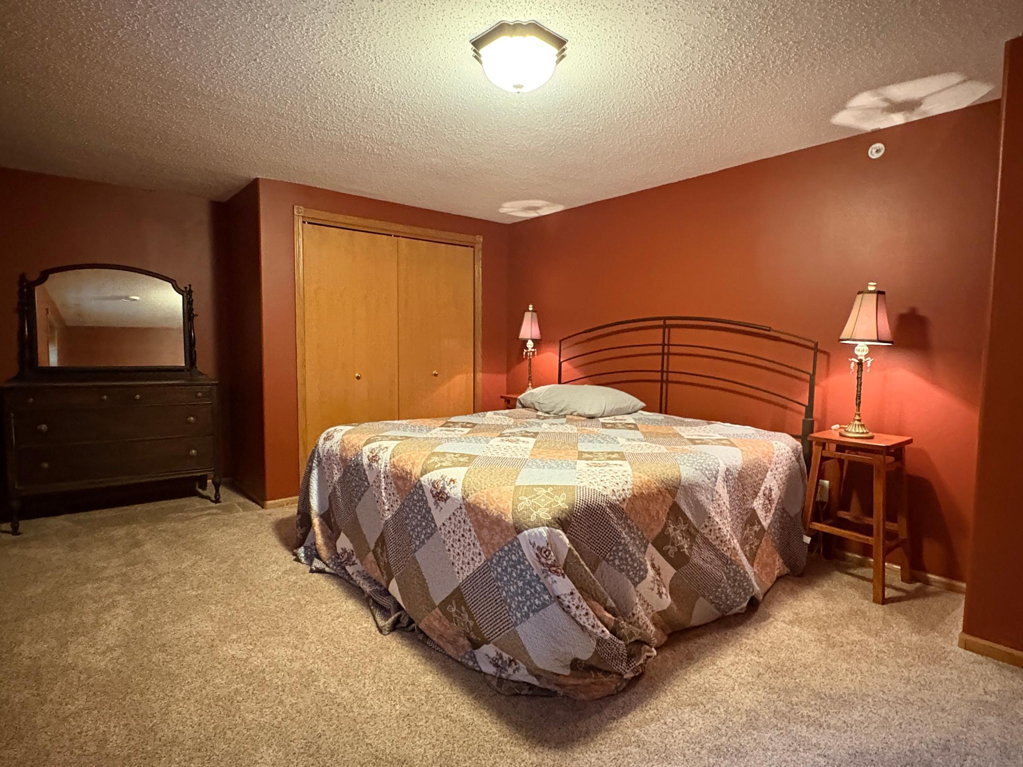 Bedroom 4.JPG