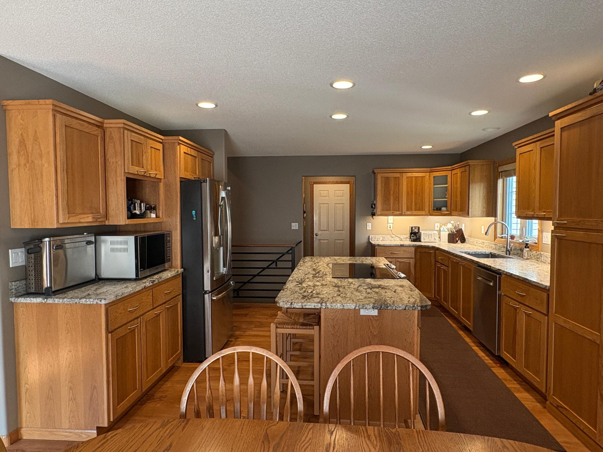 Kitchen Island.JPG