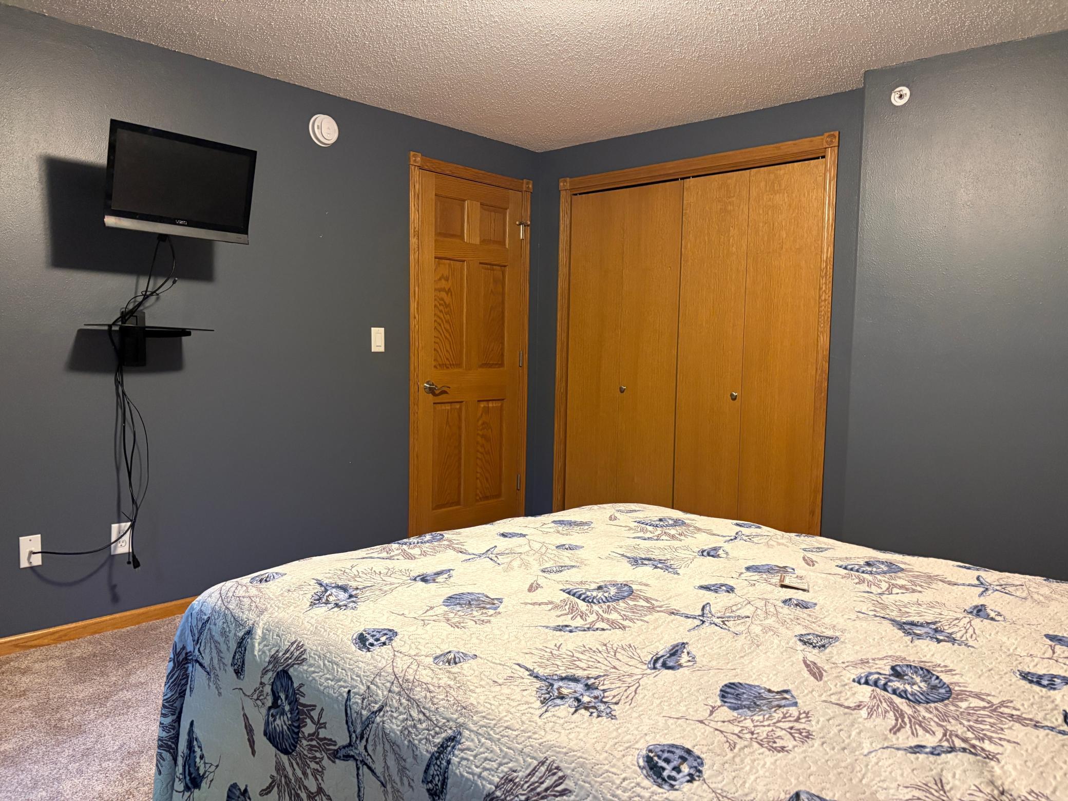 Bedroom 5.JPG