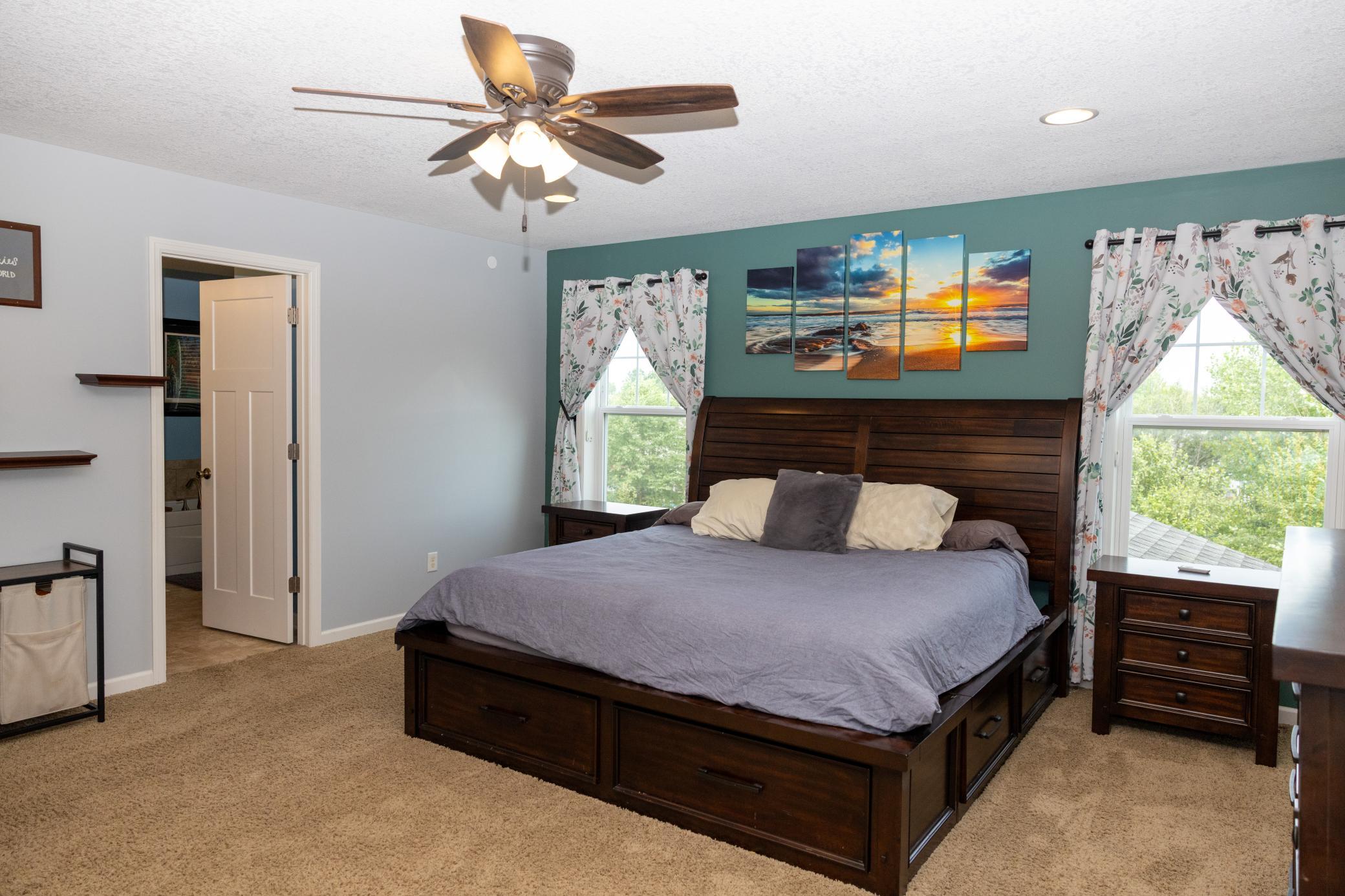 Upper level primary bed