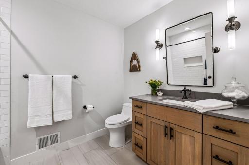 3305 Fairchild Avenue, Wayzata, MN 55391