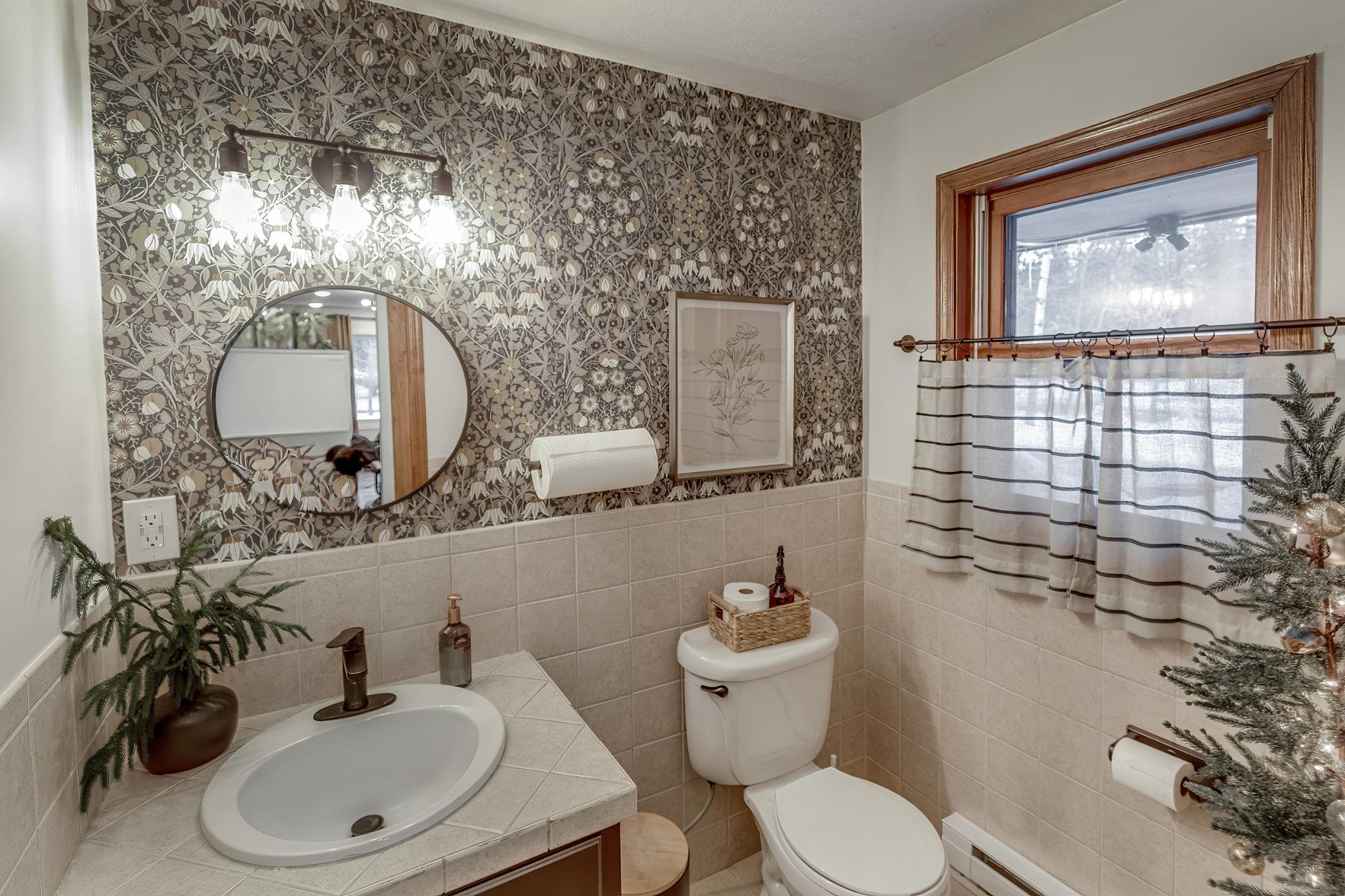 Salon Bath
