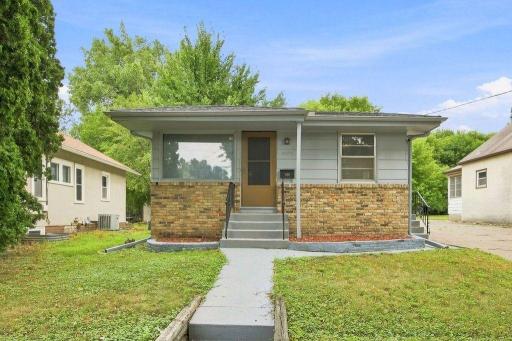 Photo for 2223 Cole Avenue SE, Minneapolis, MN 55414 - listing #7114699 2223 Cole Avenue SE, Minneapolis, MN 55414