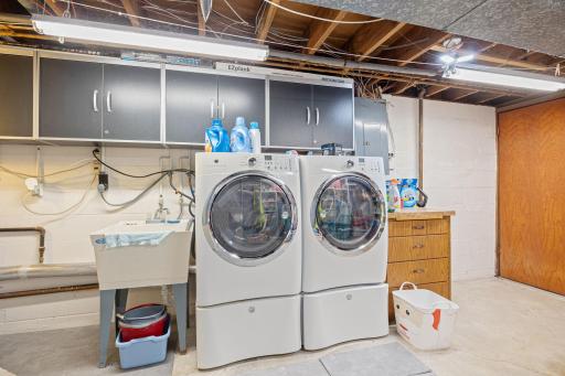 1065 Sherwood Street SE, Hutchinson, MN 55350