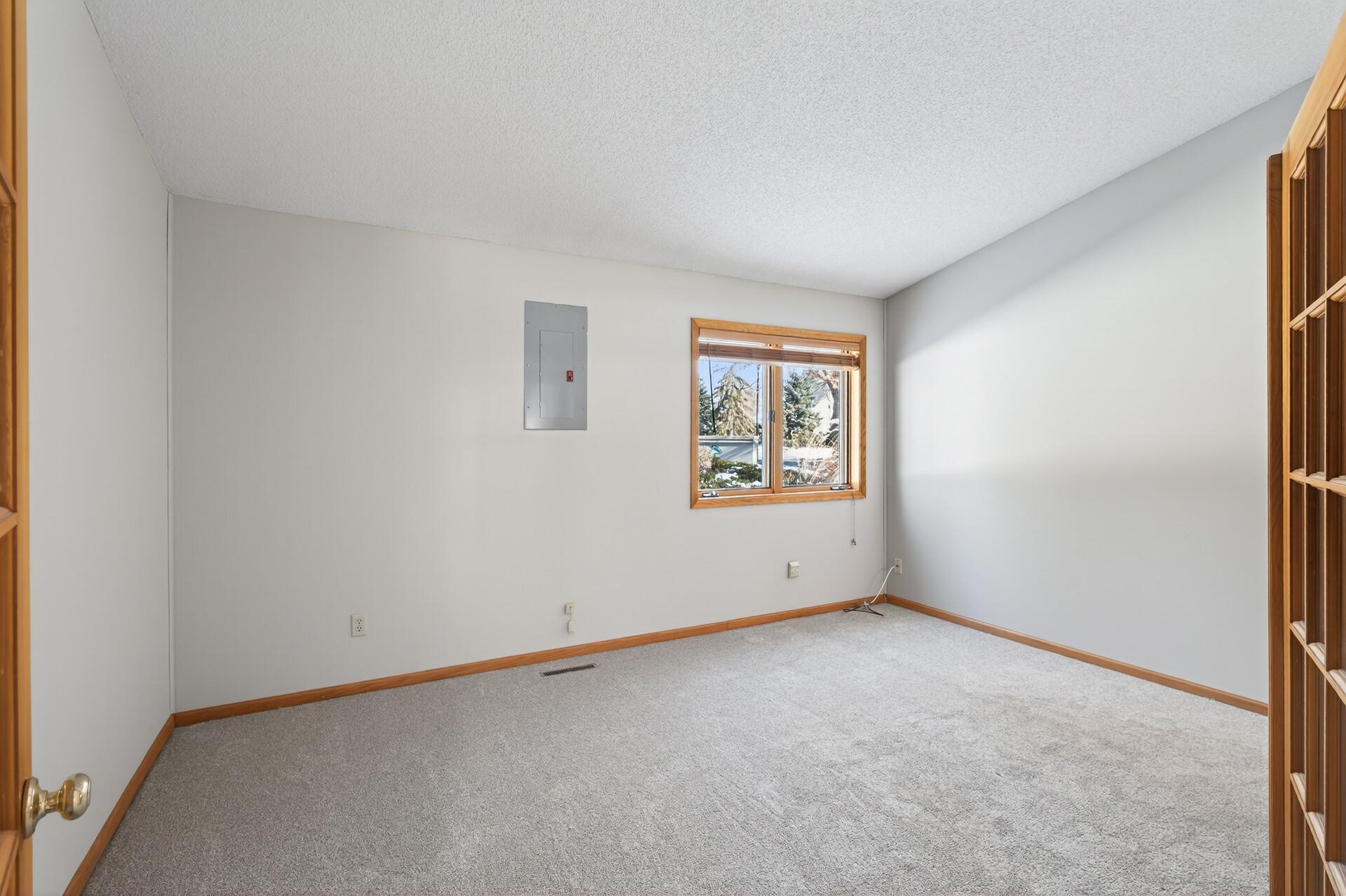 2nd Bedroom - Den.jpg