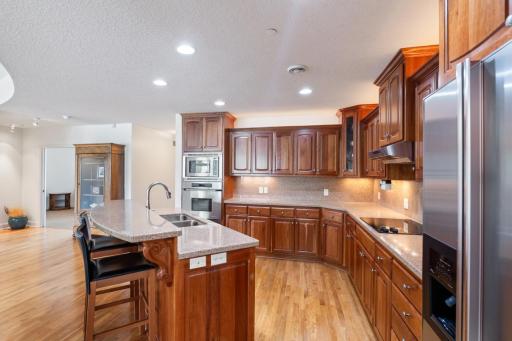 21957 Minnetonka Boulevard, 17, Excelsior, MN 55331