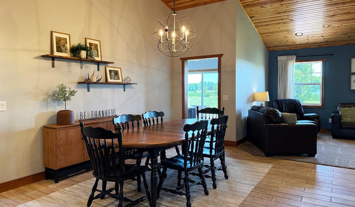 09 DiningRoom2.jpg