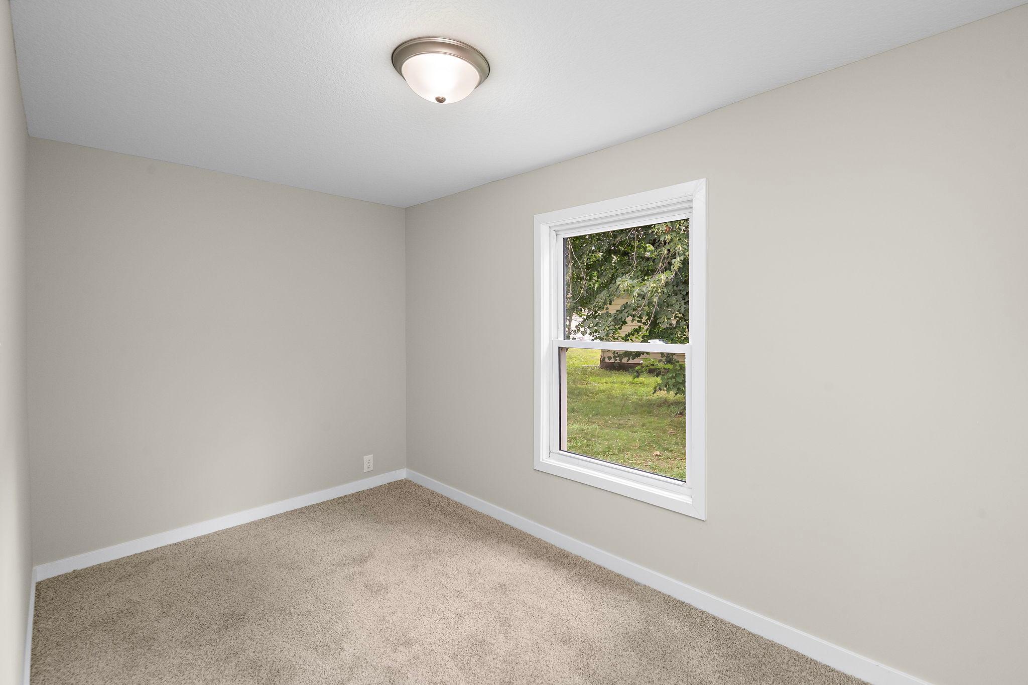 8-web-or-mls-205-adams-st-se.jpg