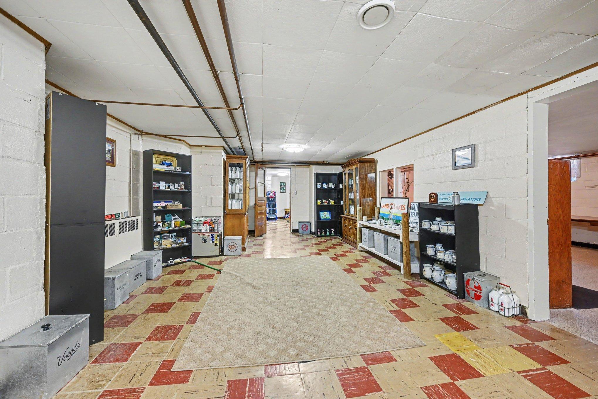 29x13 lower level flex room with Montgomery MN home for sale.
