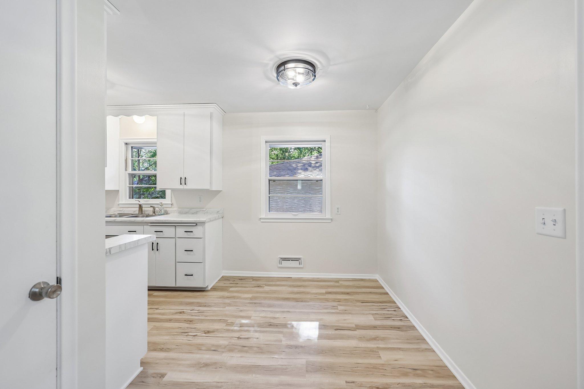 12-web-or-mls-Quince St-S1907-012.jpg