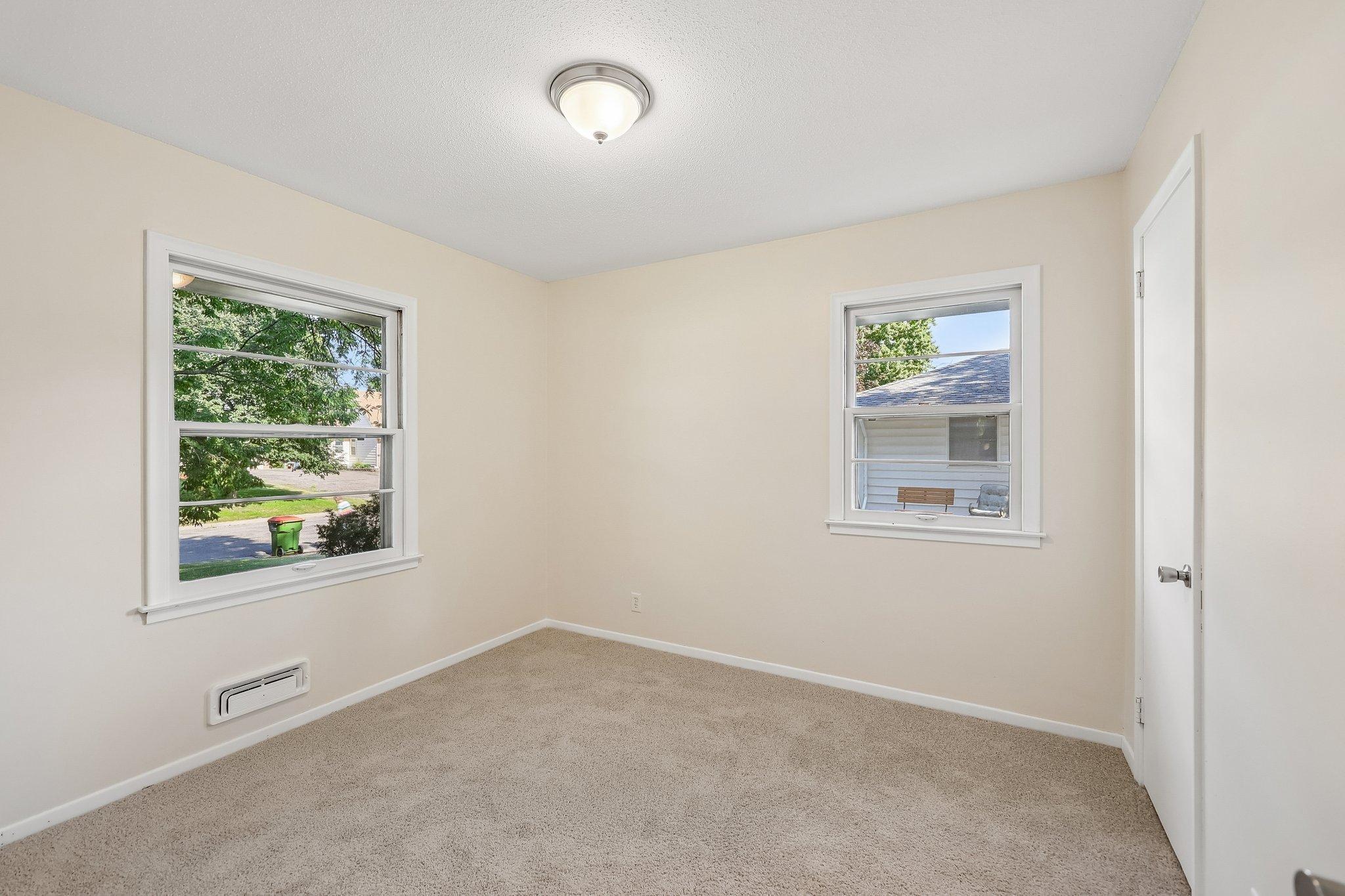 21-web-or-mls-Quince St-S1907-021.jpg