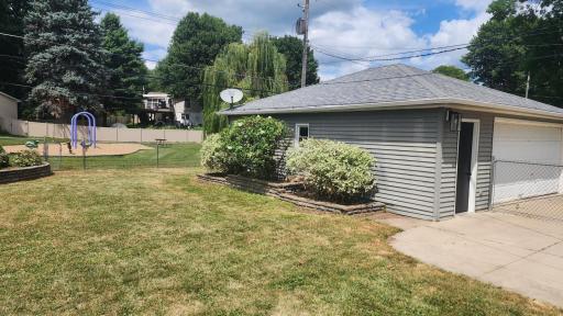 1433 Cascade Street NW, Rochester, MN 55901