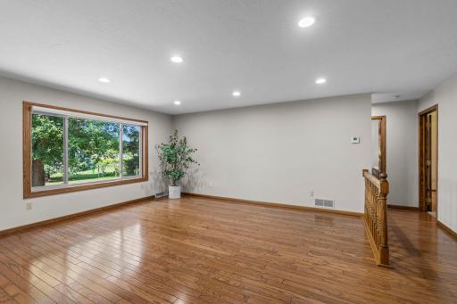 1150 Menke Circle, Shakopee, MN 55379