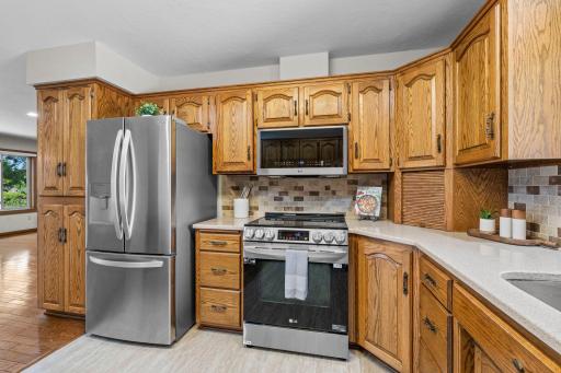 Stainless Steel appliances. Brand new range!