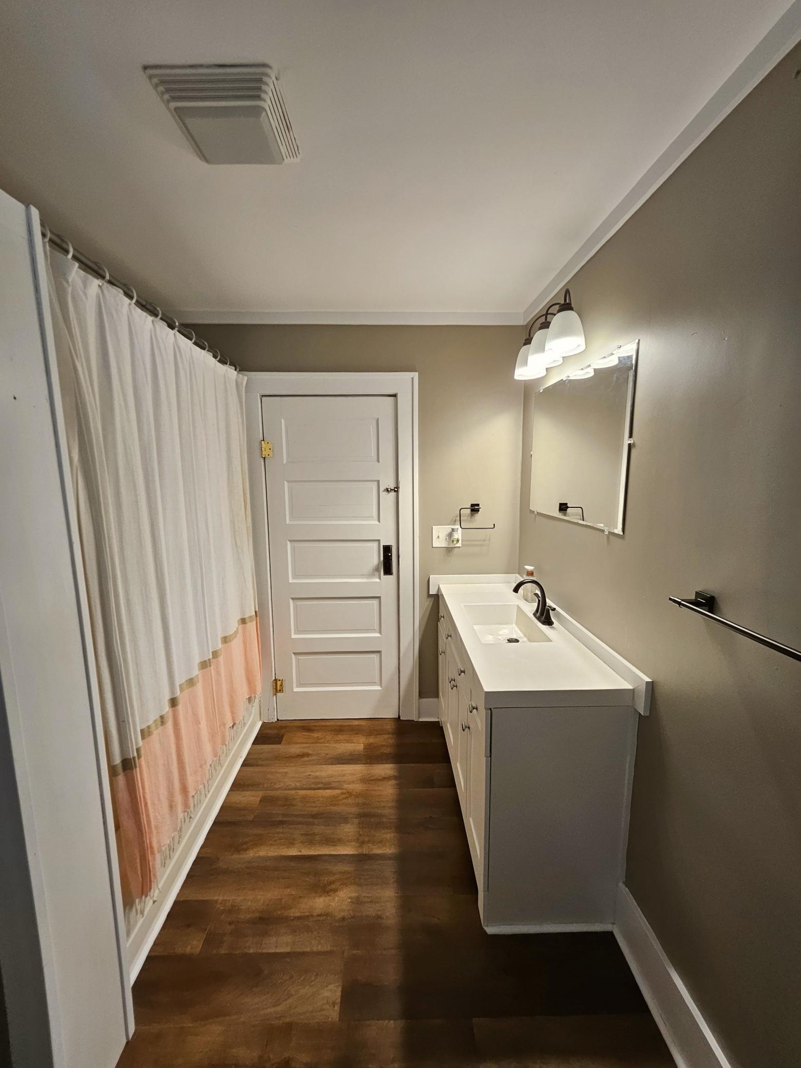 Upper Bath