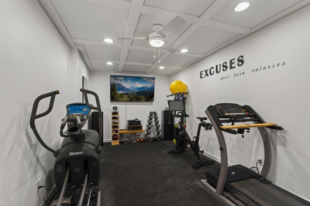 Exercise room with a TV you can see from the Sauna.