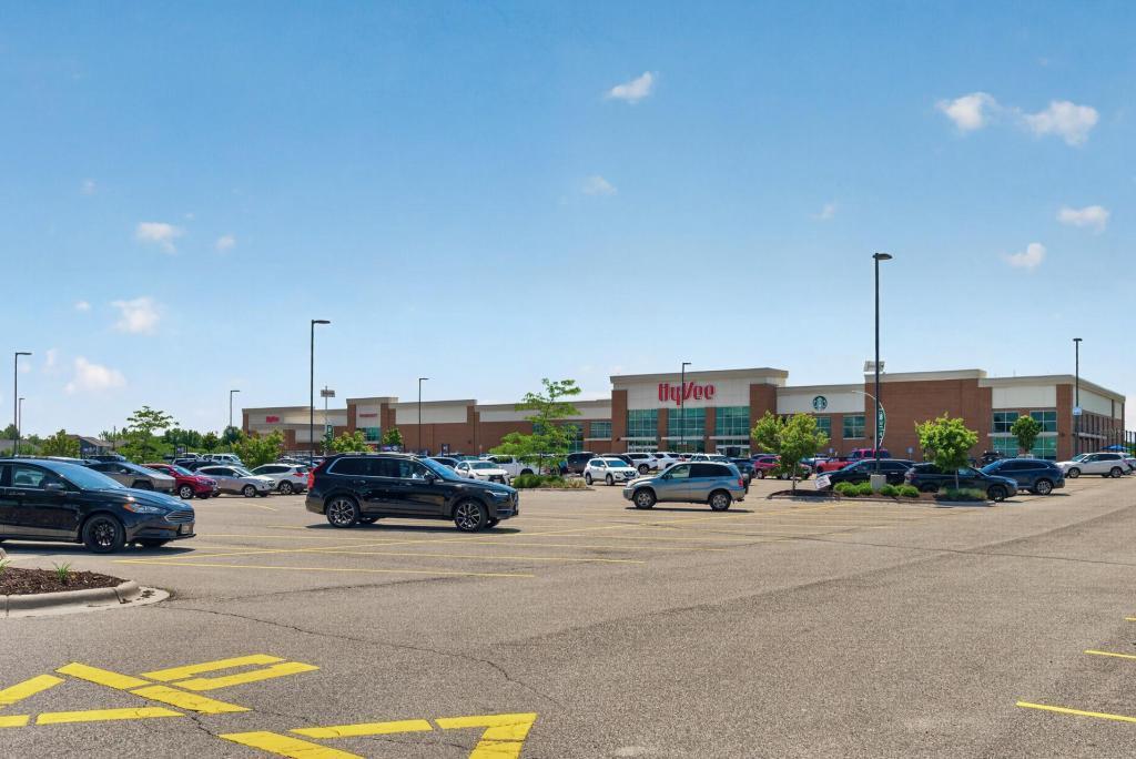 Hy-Vee within .4 miles